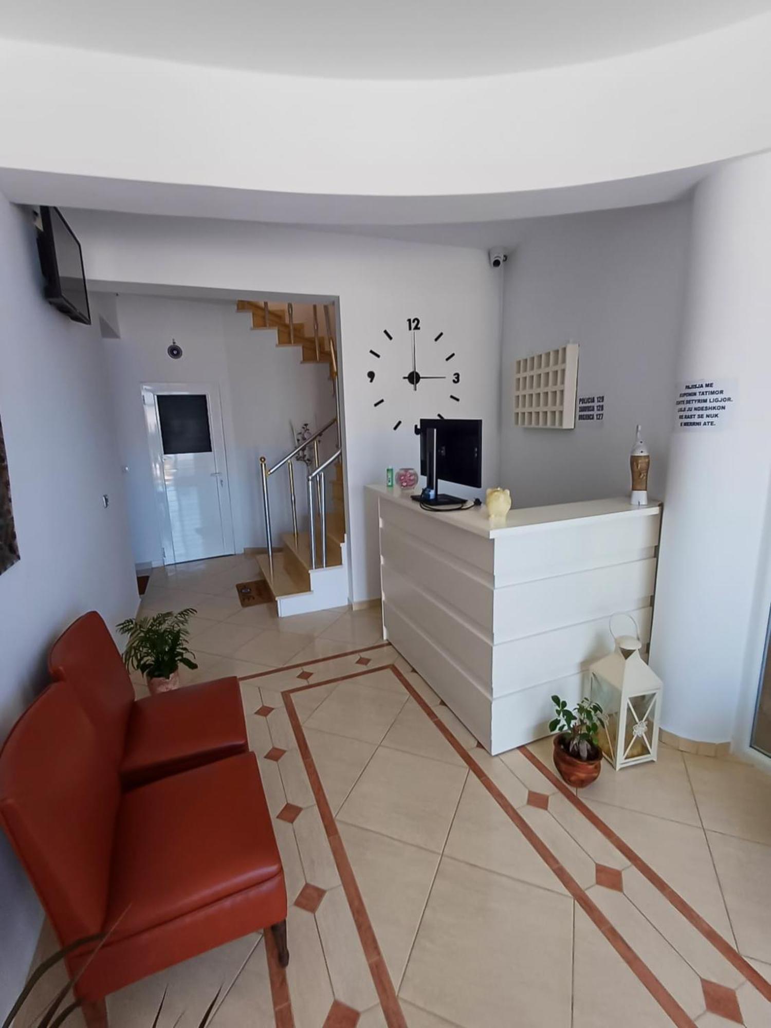 Hotel Sherifi Sarandë Esterno foto