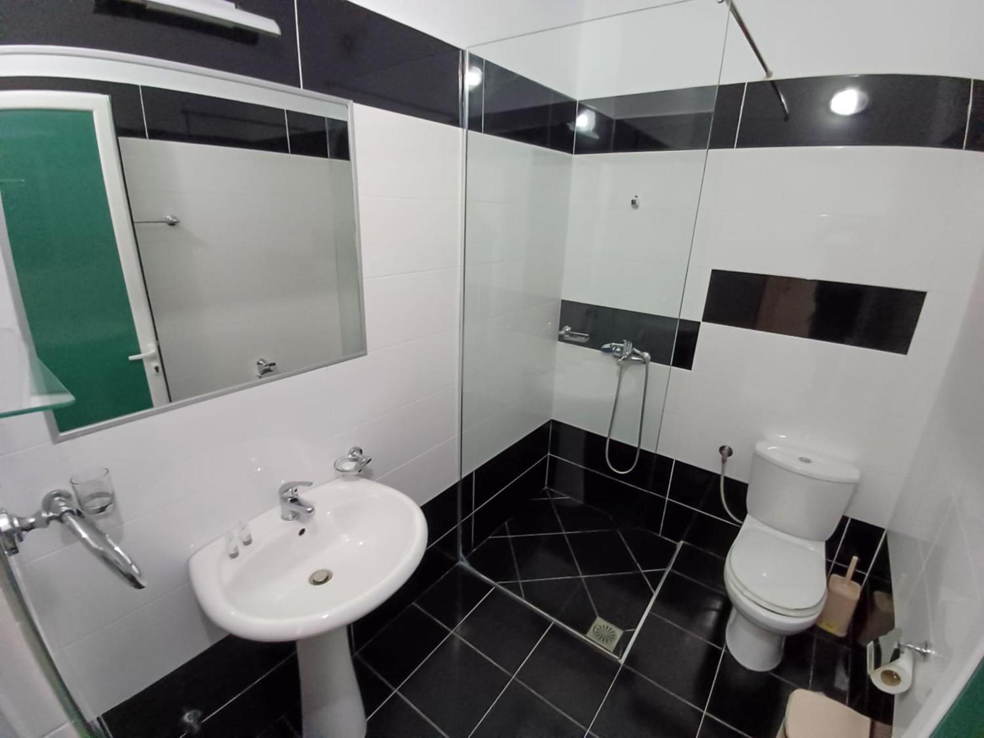 Hotel Sherifi Sarandë Esterno foto