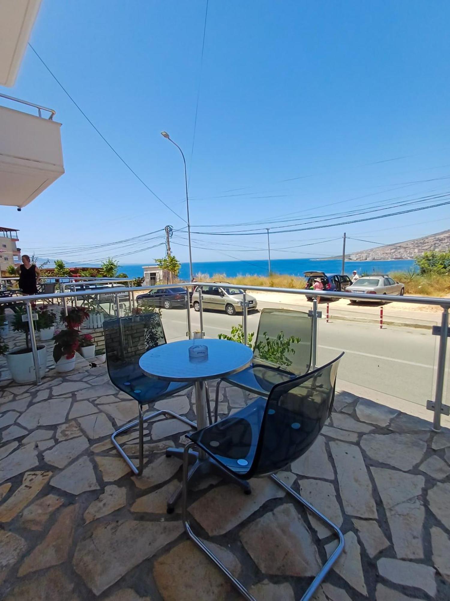Hotel Sherifi Sarandë Esterno foto