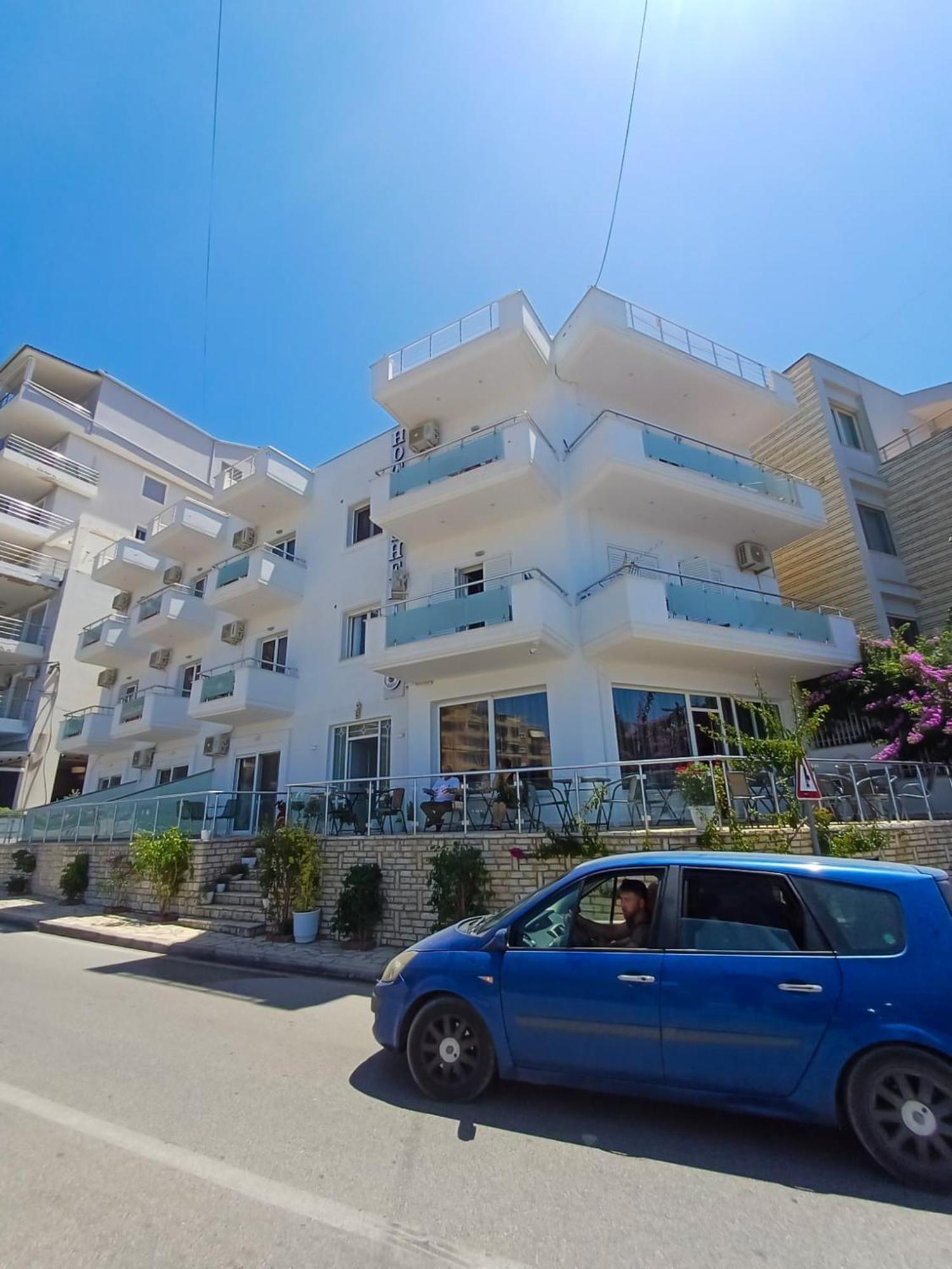 Hotel Sherifi Sarandë Esterno foto