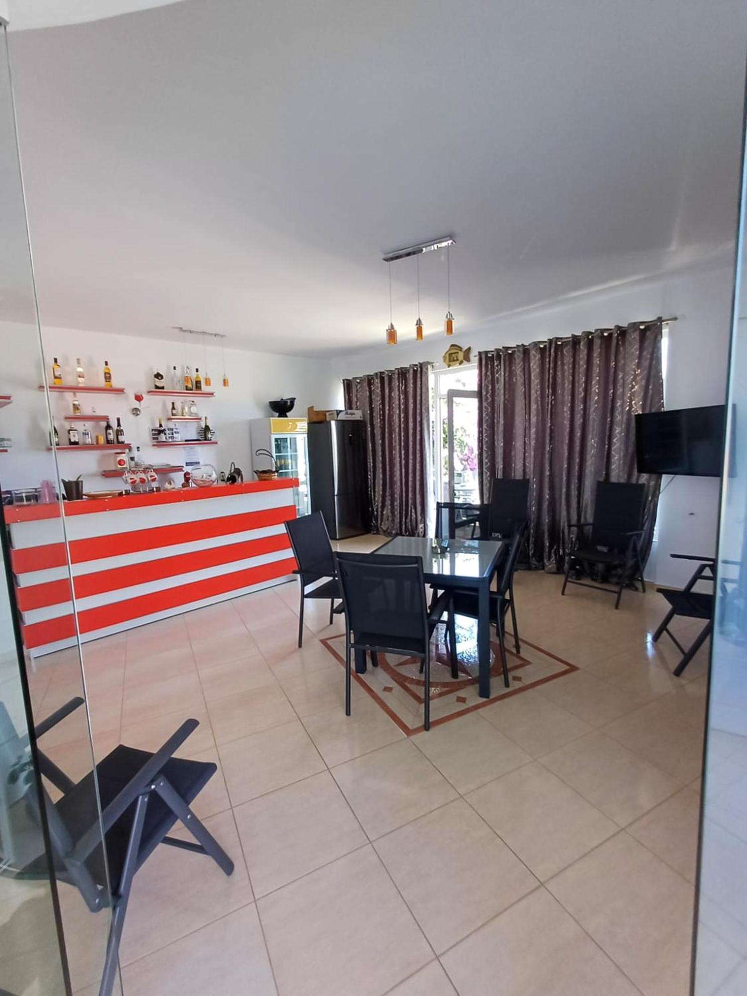 Hotel Sherifi Sarandë Esterno foto